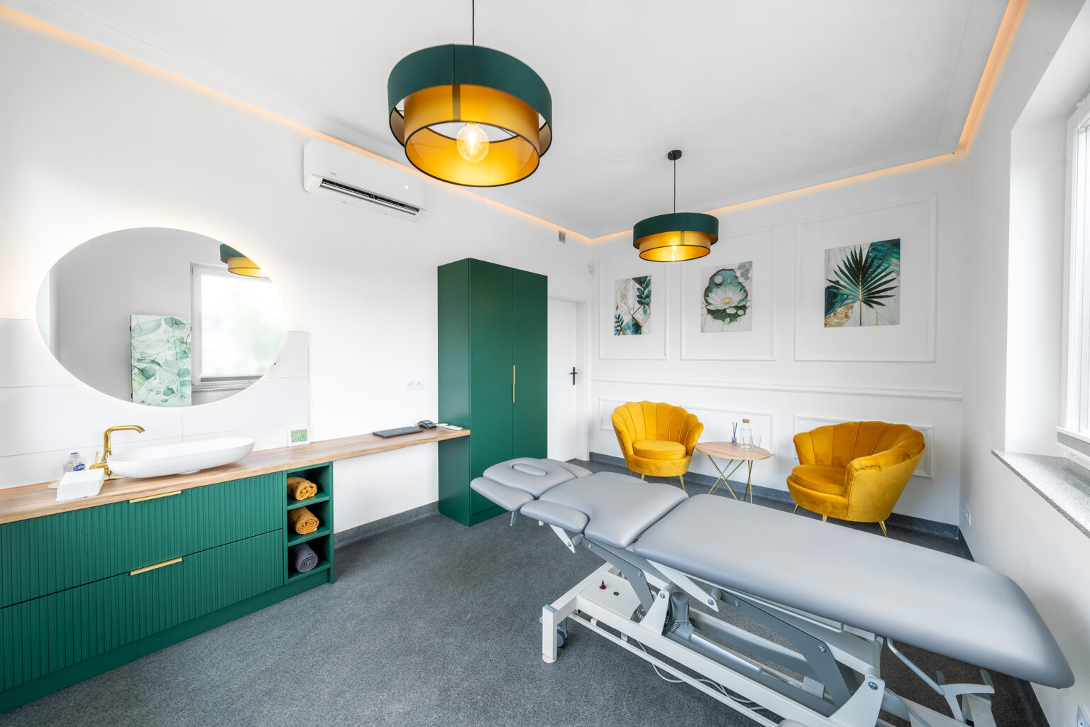 Gabinet w Gabinetach Saturna